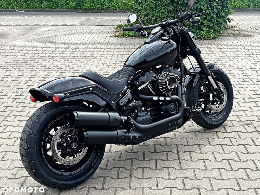 Harley-Davidson Softail Fat Bob - 28