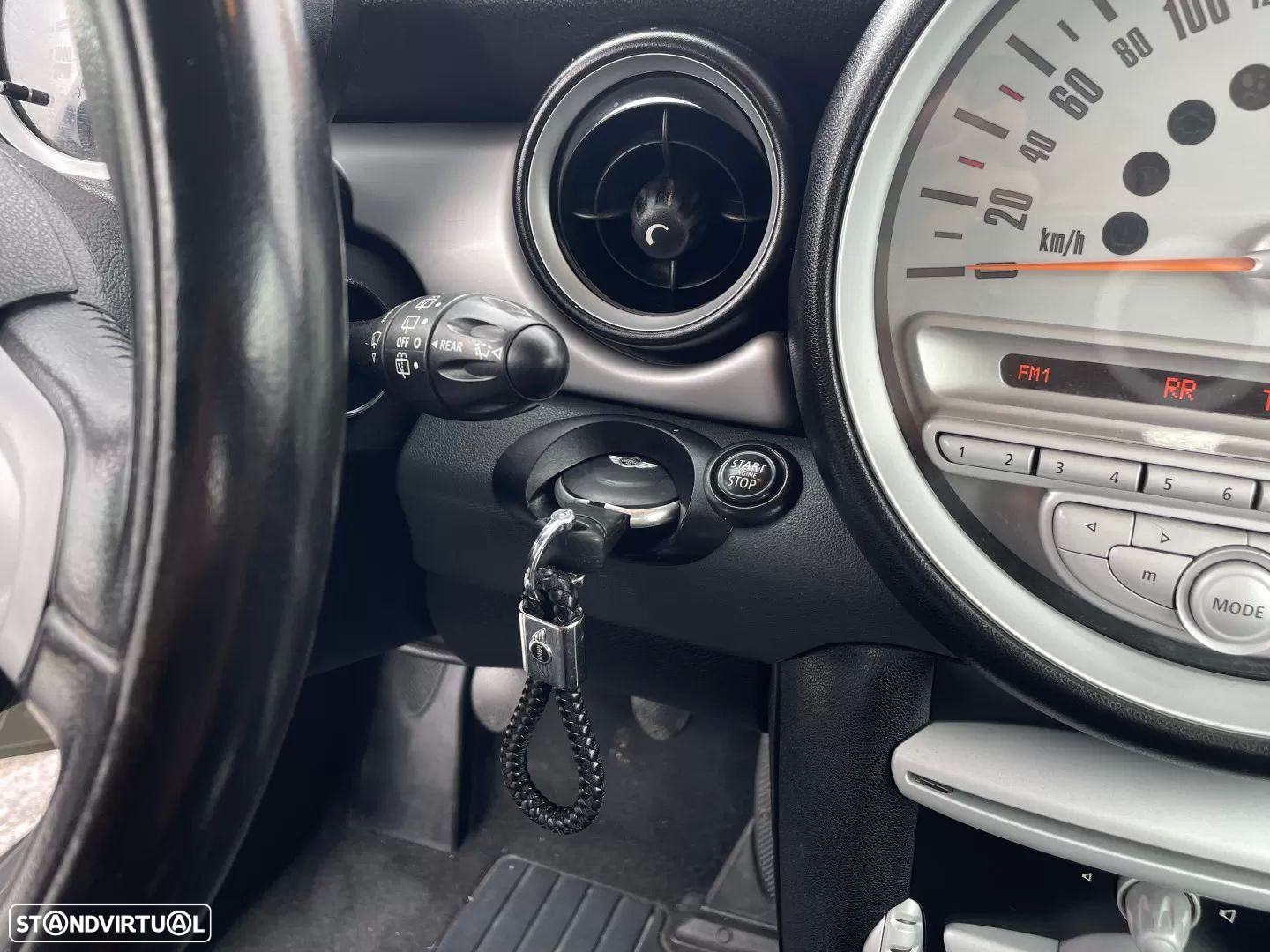 MINI 3 Portas Cooper D - 19