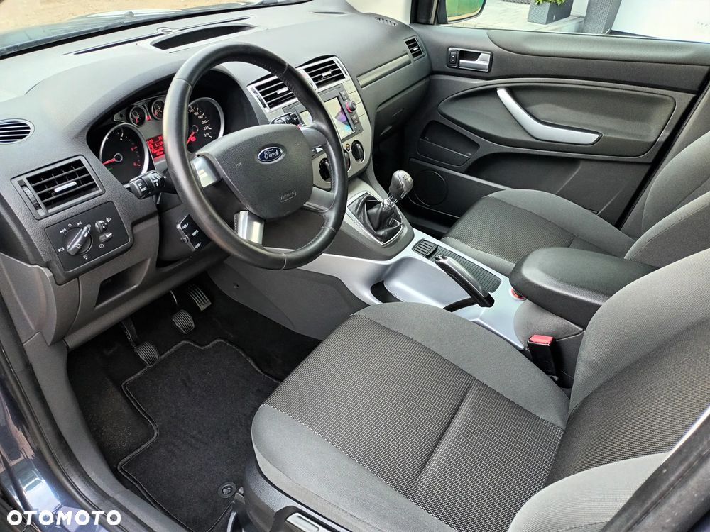 Ford Kuga 2.0 TDCi 2x4 Trend - 11