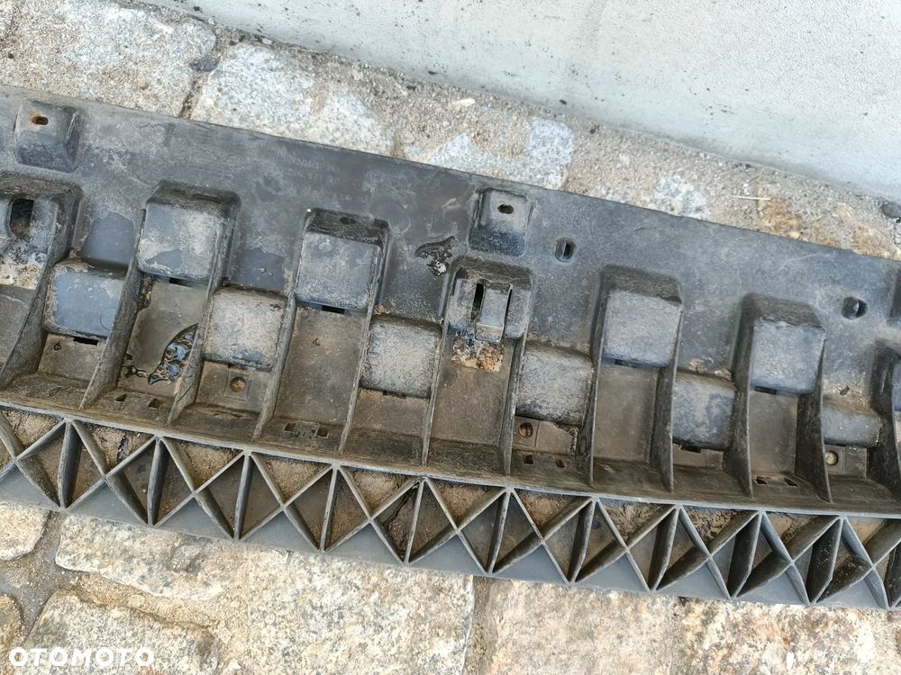 Dokładka dolna zderzaka Skoda Octavia 3 FL III lift Płyta Podłoga 5E0807611D - 4