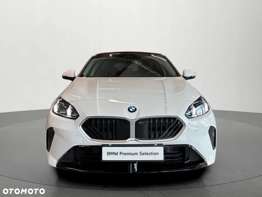 BMW Seria 1 120i - 23