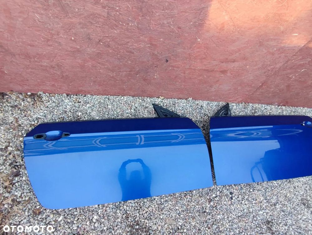 BMW E92 / E92 LCI / E93 / E93 LCI. KOMPLET ORYGINALNYCH DRZWI PRAWE / LEWE +  PODNOŚNIK SZYBY + SZYBA. O NR: 7 200 570 /  7 200 569 OEM, W KOL. LE MANS BLAU METALIC 381. BEZ RDZY - 3