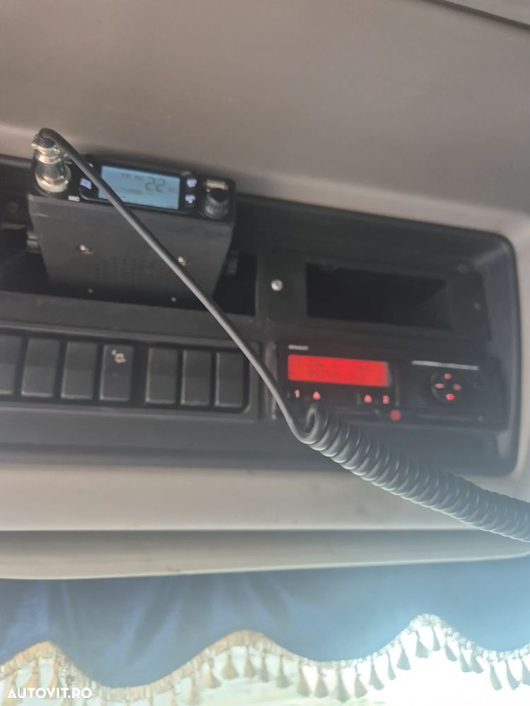 Renault Premium - 5