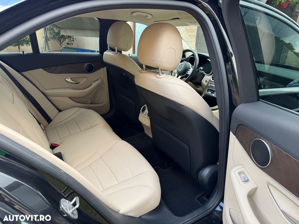 Mercedes-Benz C 220 d 4MATIC Aut - 18