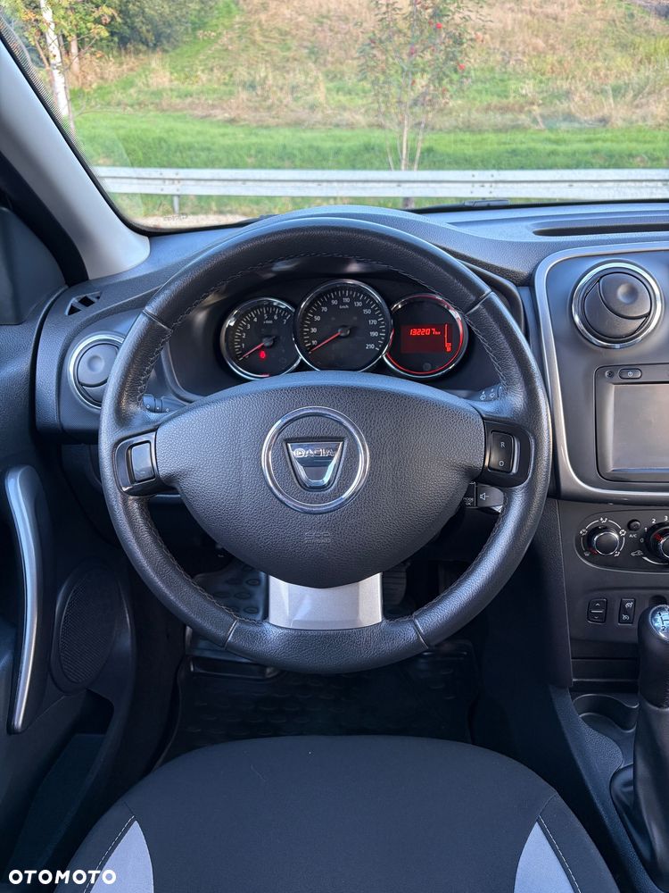 Dacia Sandero Stepway TCe 90 (S&S) Celebration - 19