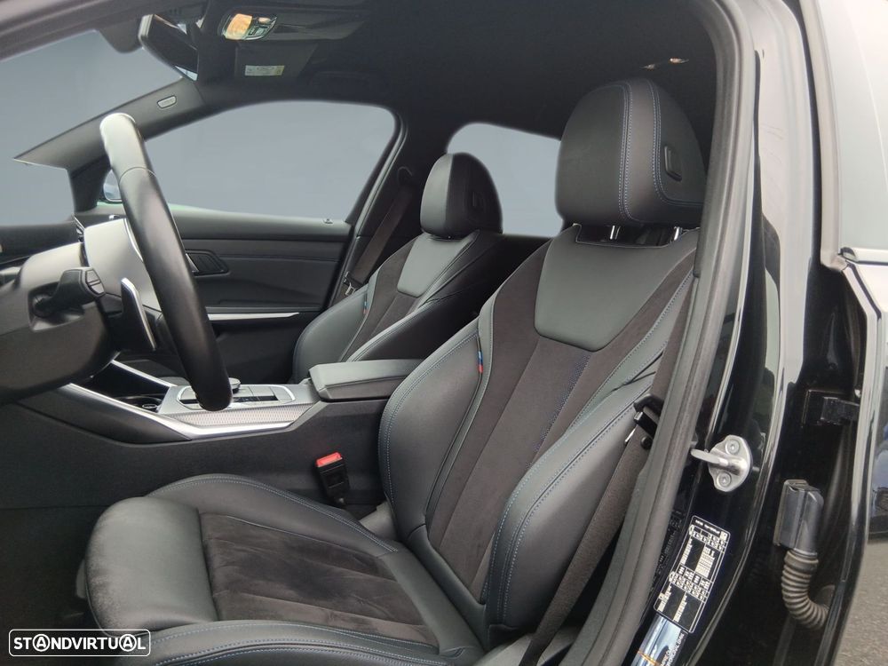 BMW 320 d Touring Pack Desportivo M Auto - 12