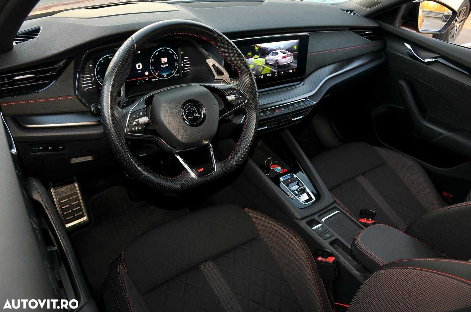 Skoda Octavia 2.0 TSI DSG RS - 15
