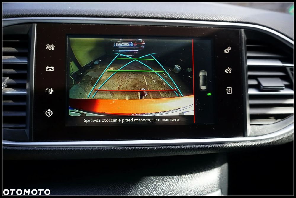 Peugeot 308 BlueHDi FAP 150 EAT6 Stop&Start GT-Line Edition - 22