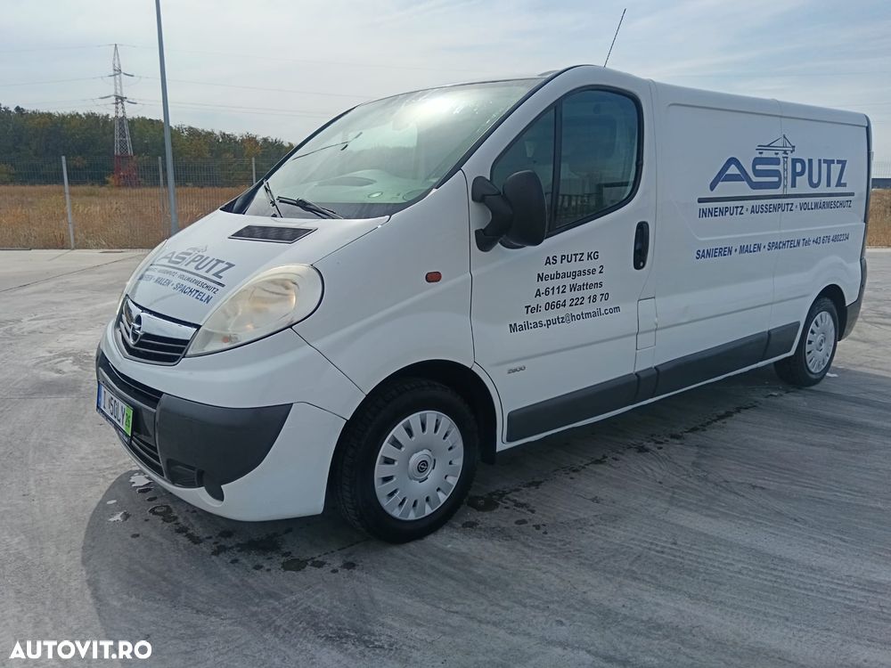 Opel Vivaro - 1