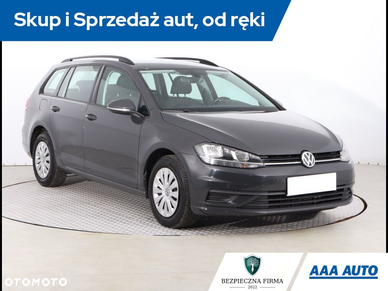 Volkswagen Golf - 2