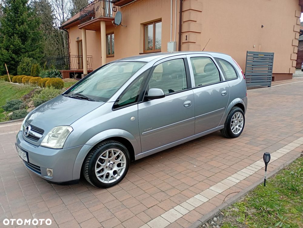 Opel Meriva 1.8 16V Cosmo - 1