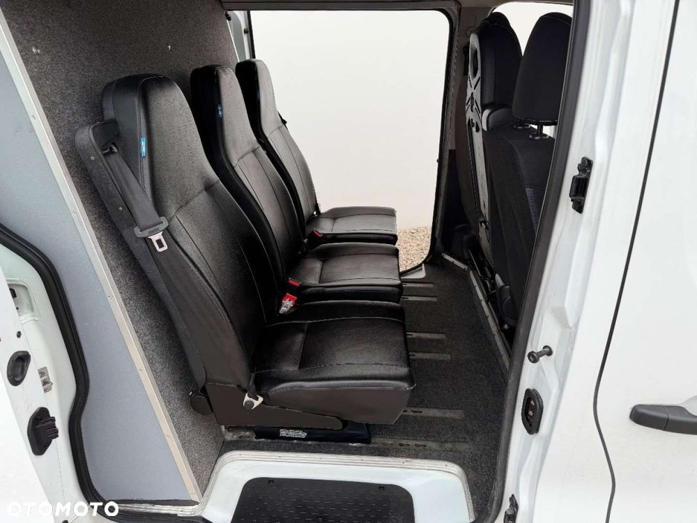 Renault Trafic - 13