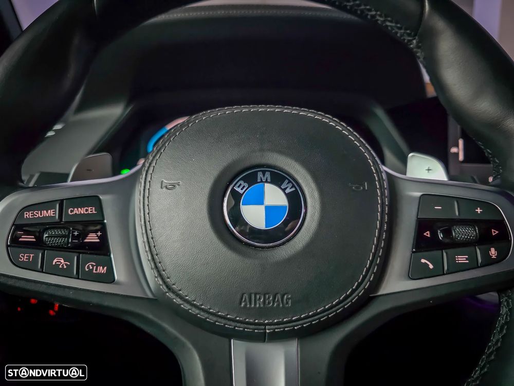 BMW X5 45 e xDrive Pack M - 29