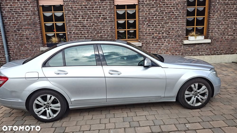 Mercedes-Benz Klasa C 220 CDI Avantgarde - 6