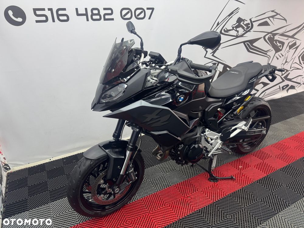 BMW XR - 7