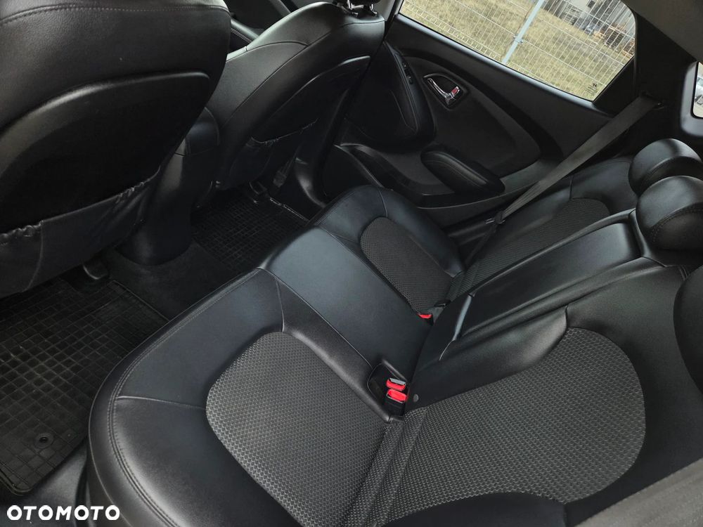 Hyundai ix35 2.0 4WD Automatik Style - 13