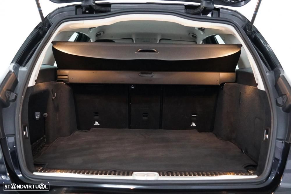 Mercedes-Benz C 300 d Avantgarde - 23