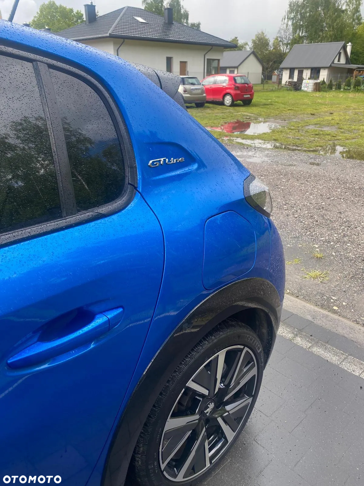 Peugeot 208 - 12