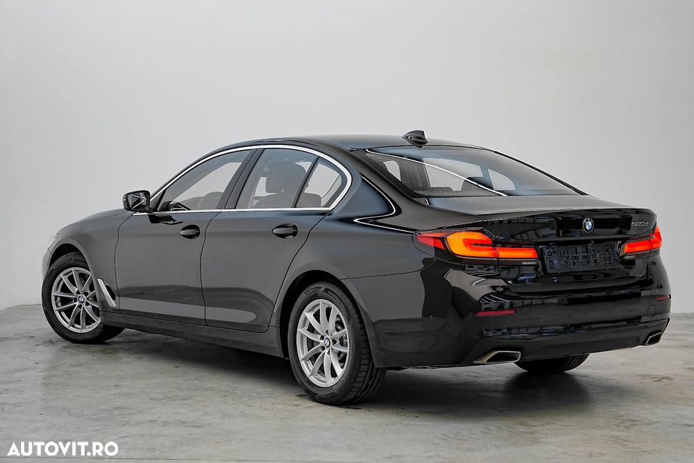 BMW Seria 5 520d AT - 9