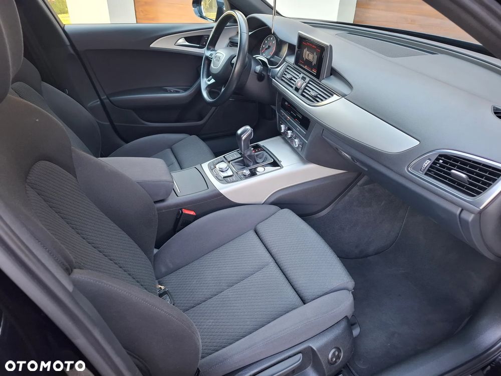 Audi A6 Avant - 16