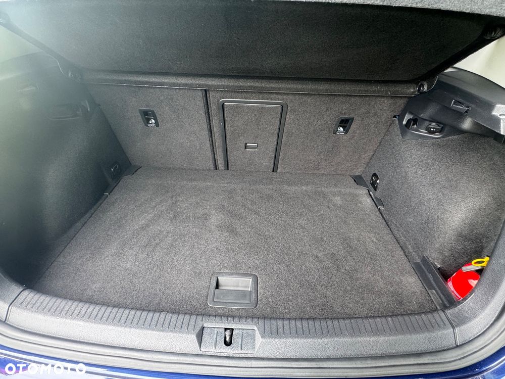 Volkswagen Golf - 19
