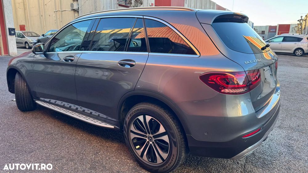Mercedes-Benz GLC 220 d 4MATIC 9G-TRONIC AMG Line - 9