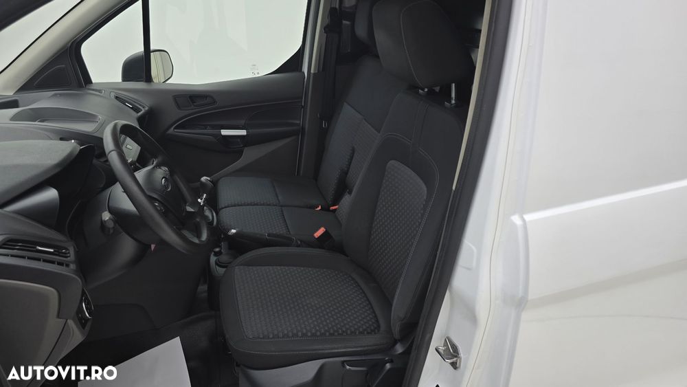 Ford Transit Connect - 13