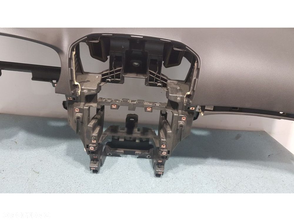 OPEL INSIGNIA A DESKA ROZDZIELCZA - 9