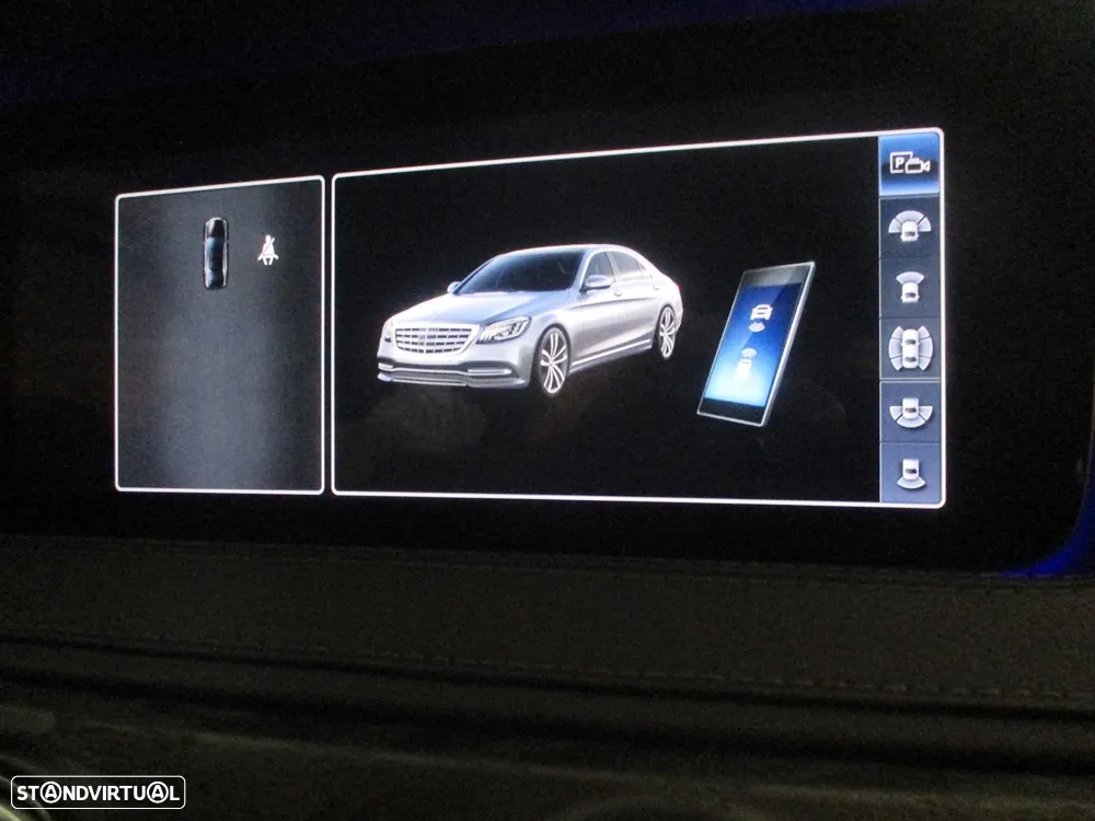 Mercedes-Benz S 400 d Longo - 35