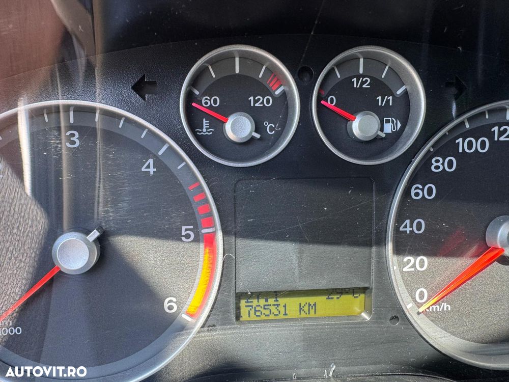 FORD Focus 2005 — imagine 10