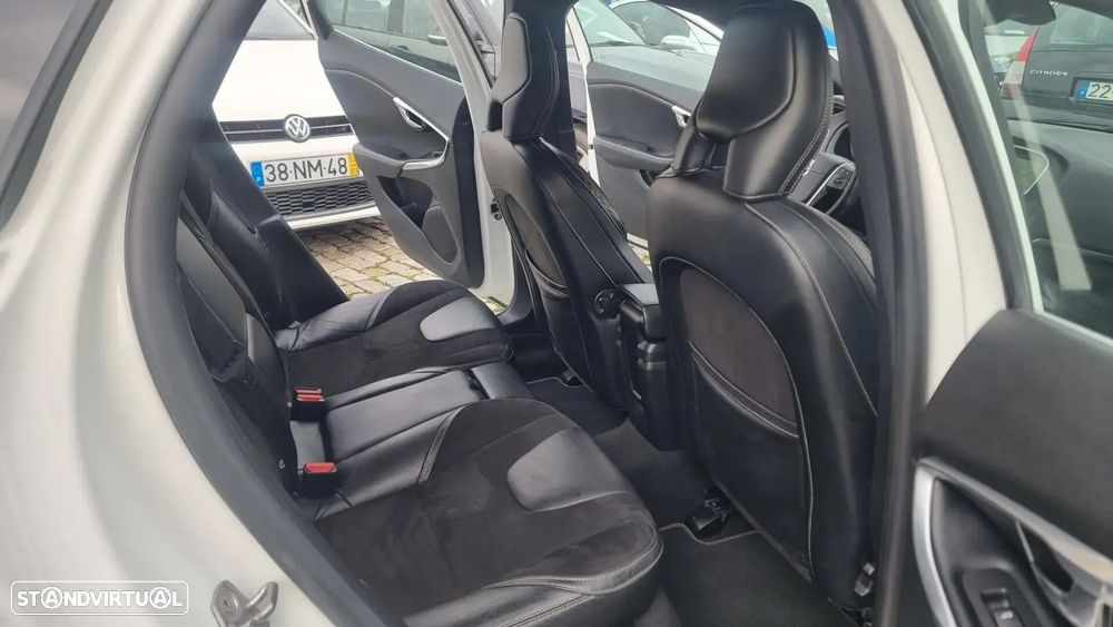 Volvo V40 - 15
