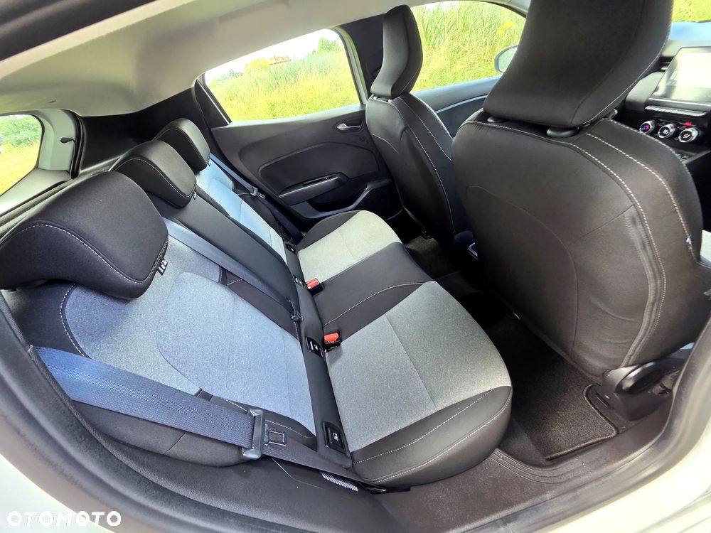 Renault Clio 1.6 E-TECH Full Hybrid 145 Techno - 26