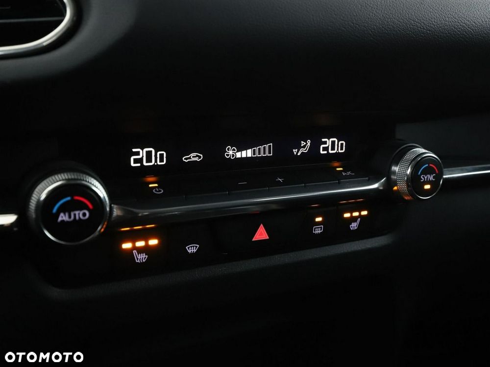 Mazda CX-30 e-SKYACTIV-G 2.0 M HYBRID 150 HOMURA - 31