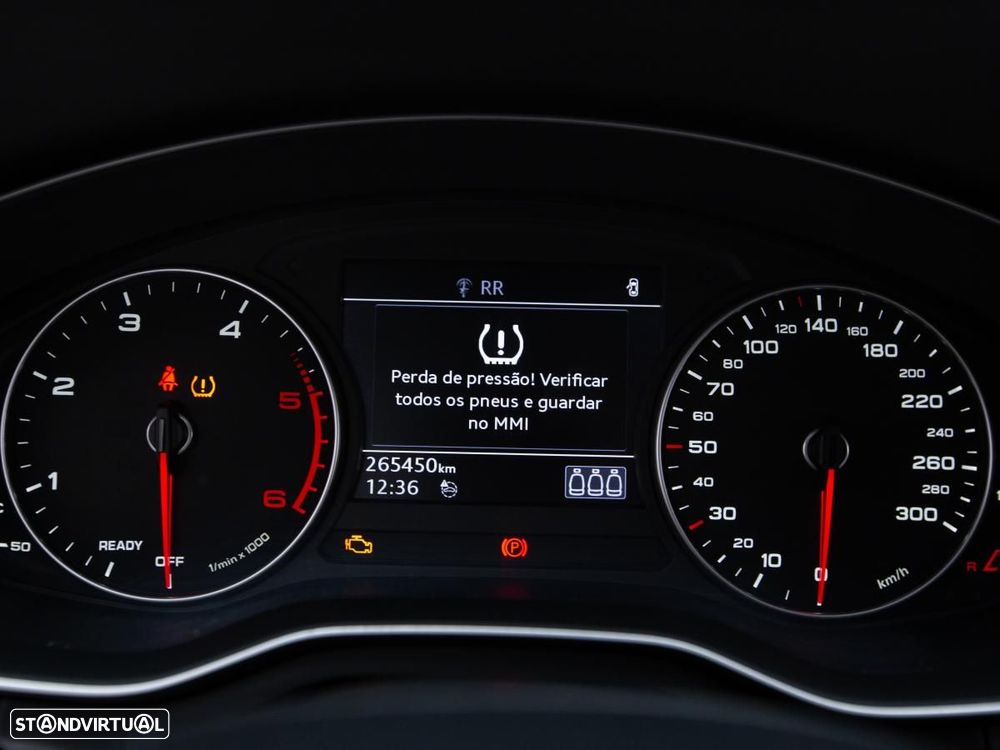 Audi A4 Avant 2.0 TDI Advance - 23