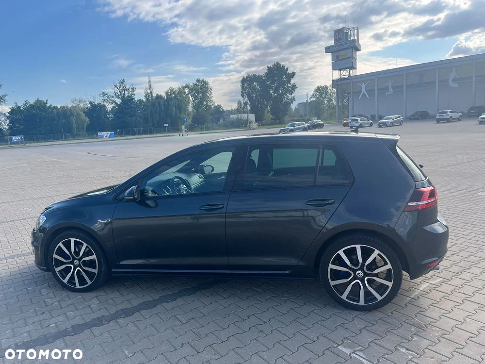 Volkswagen Golf - 3