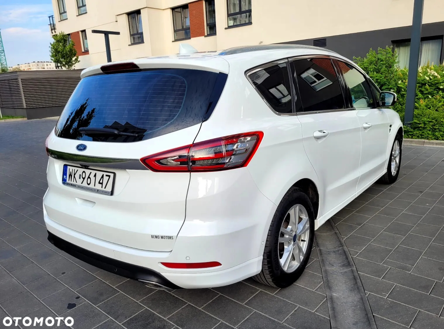 Ford S-Max 2.0 EcoBlue Titanium - 4