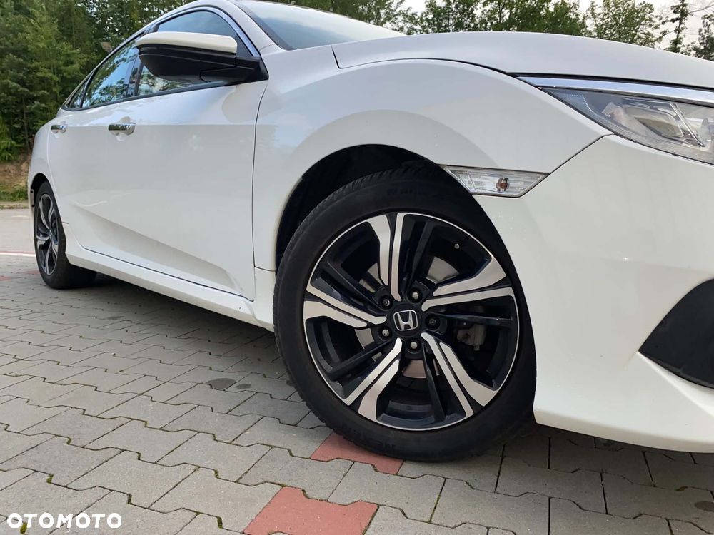 Honda Civic 1.5 T Elegance - 8