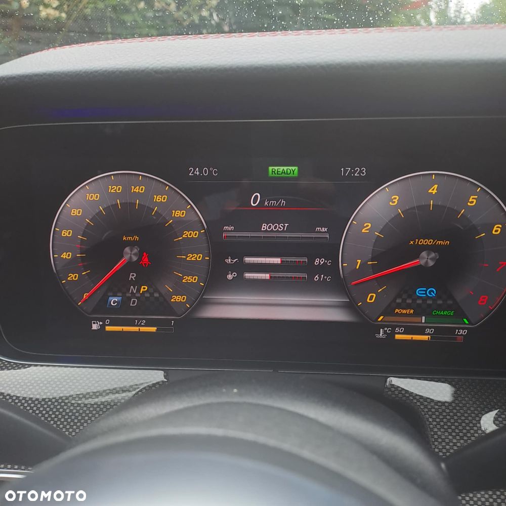 Mercedes-Benz Klasa E AMG 53 4Matic 9G-TRONIC - 32