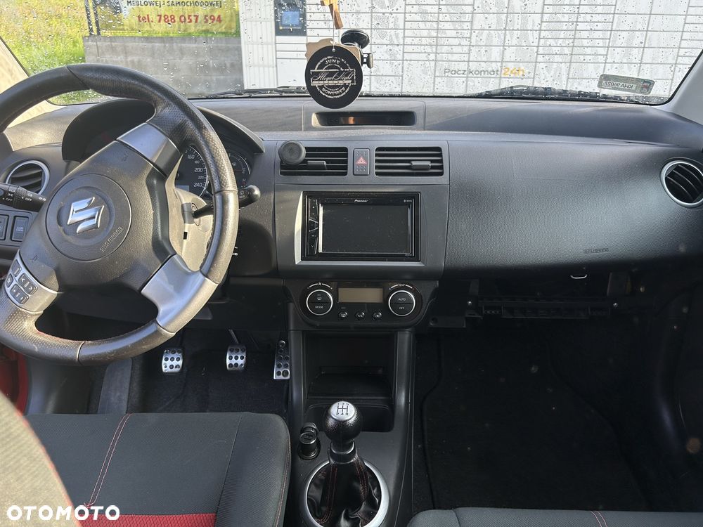 Suzuki Swift - 7