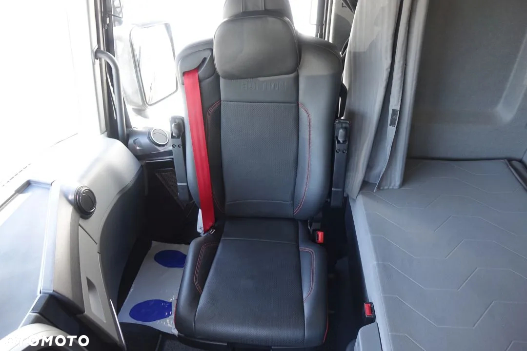 Renault GAMA T520 COMFORT / HIGH EDITION / STANDARD / AUTOMAT / RETARDER / EURO 6 / 2 ZBIORNIKI / LODÓWKA / NAVI - 29