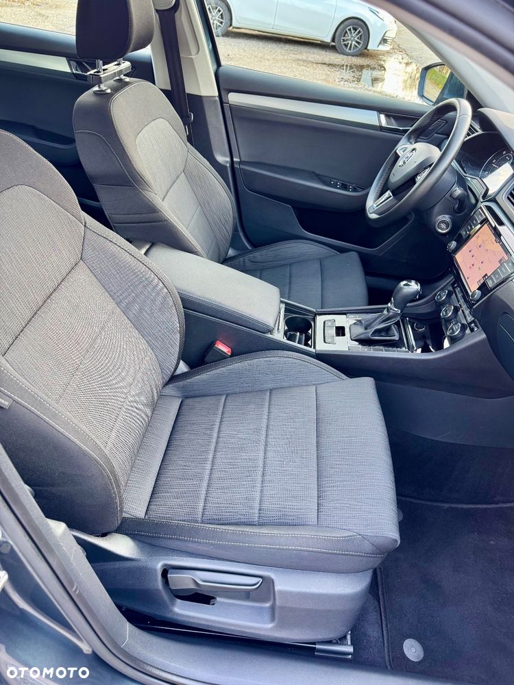 Skoda Superb 2.0 TDI Ambition DSG - 21
