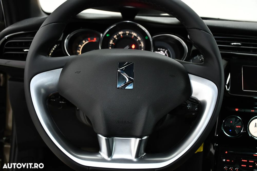 Citroën DS3 1.6 e-HDi Airdream BVM So Chic - 19