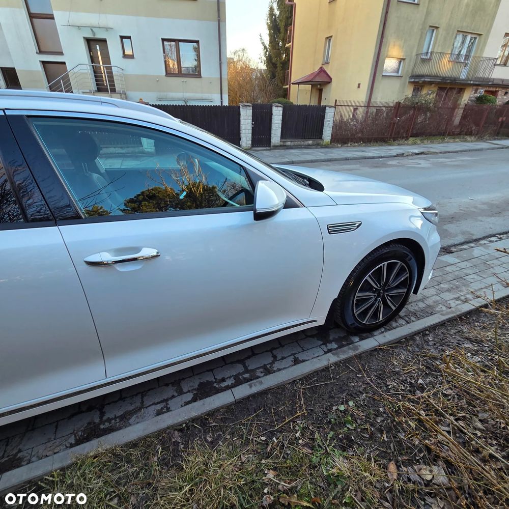 Kia Optima 1.6 T-GDI L DCT - 12