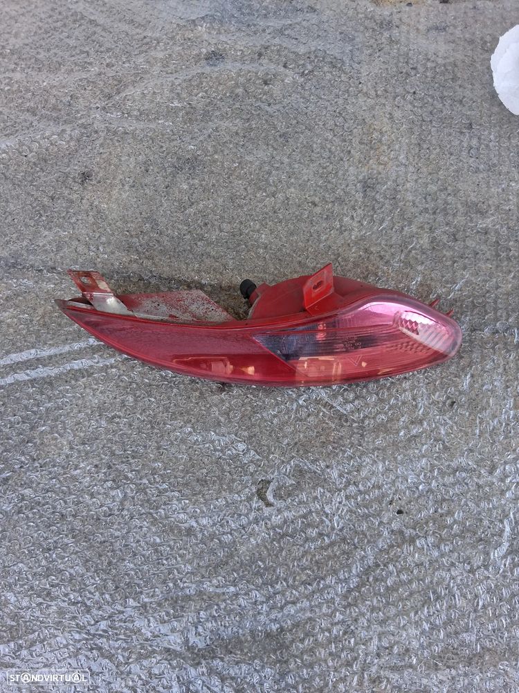 Farolim tras do para-choques Alfa Romeo GT - 3