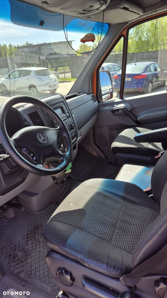 Mercedes-Benz Sprinter - 5
