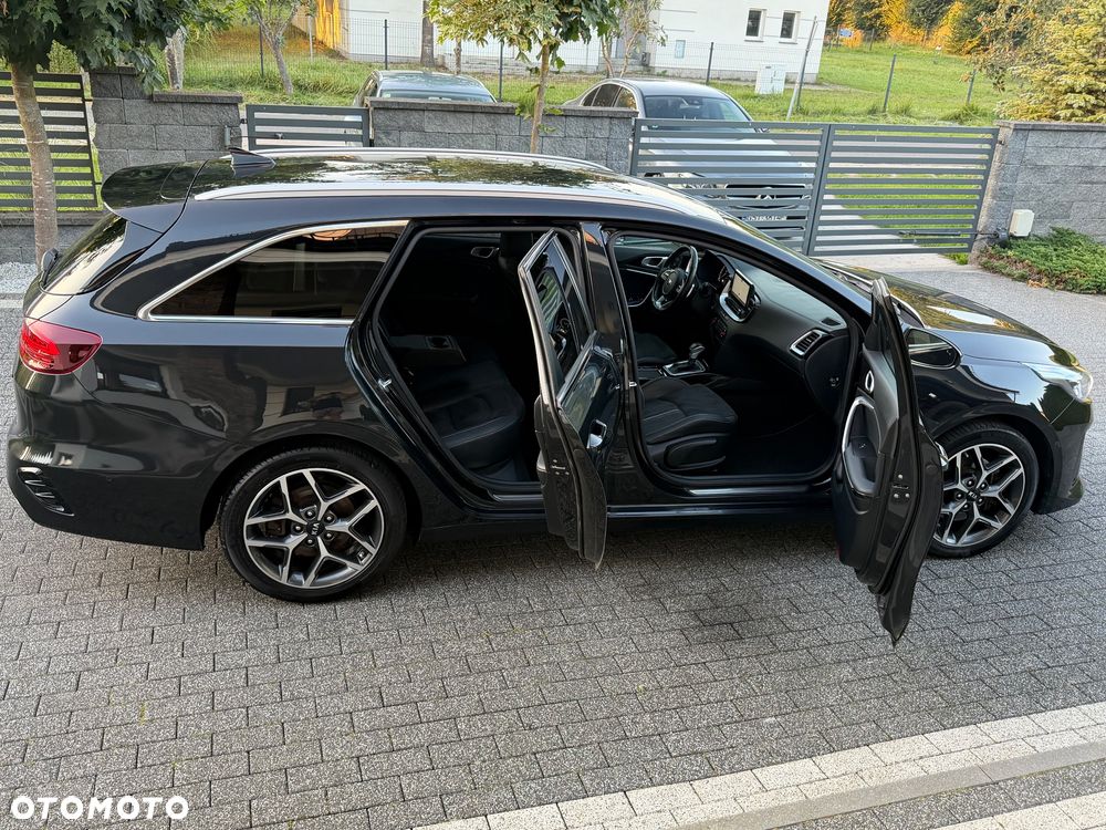 Kia Ceed 1.6 CRDi 136 ISG GT Line - 14