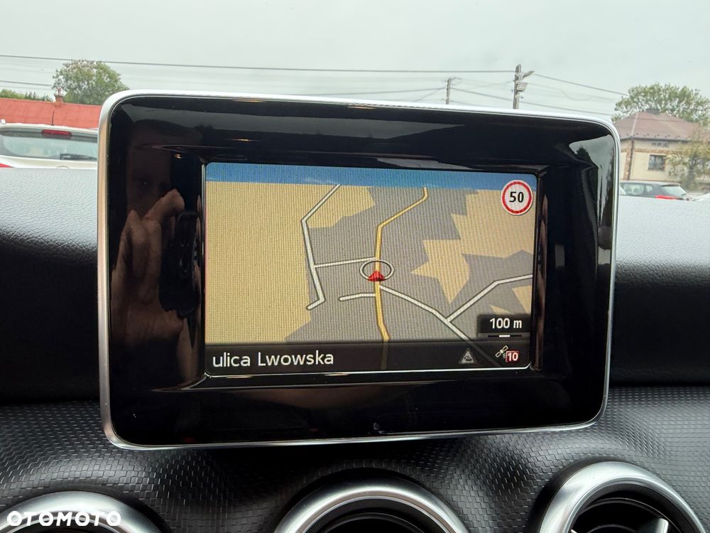 Mercedes-Benz Klasa A 200 (BlueEFFICIENCY) Urban - 24