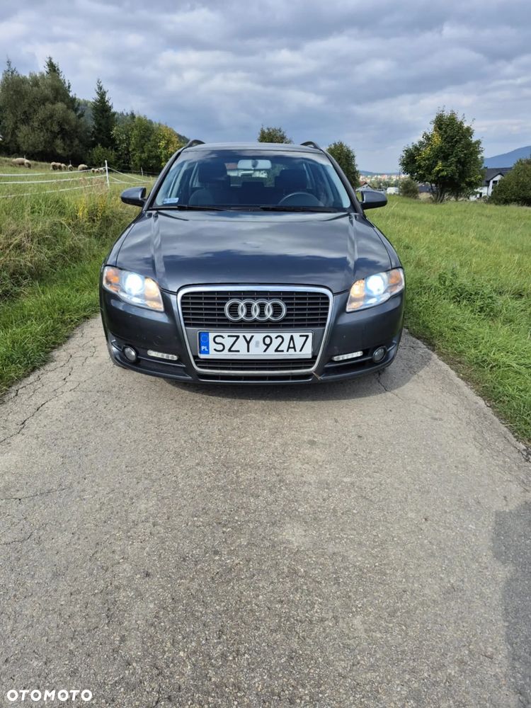 Audi A4 - 1