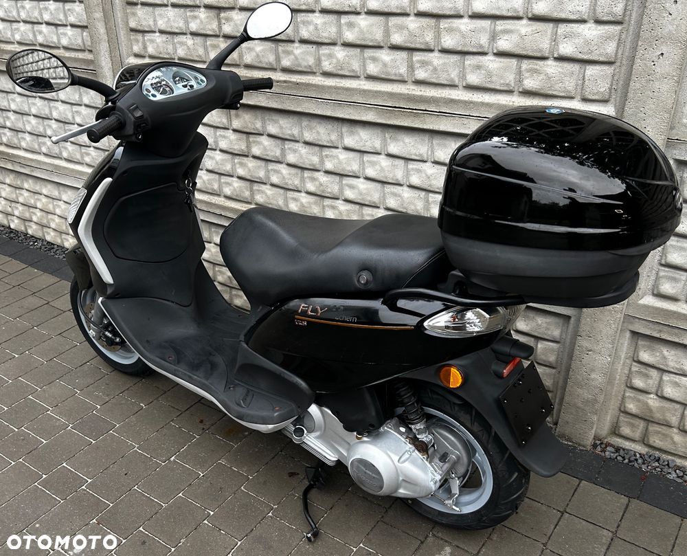 Piaggio FLY - 16