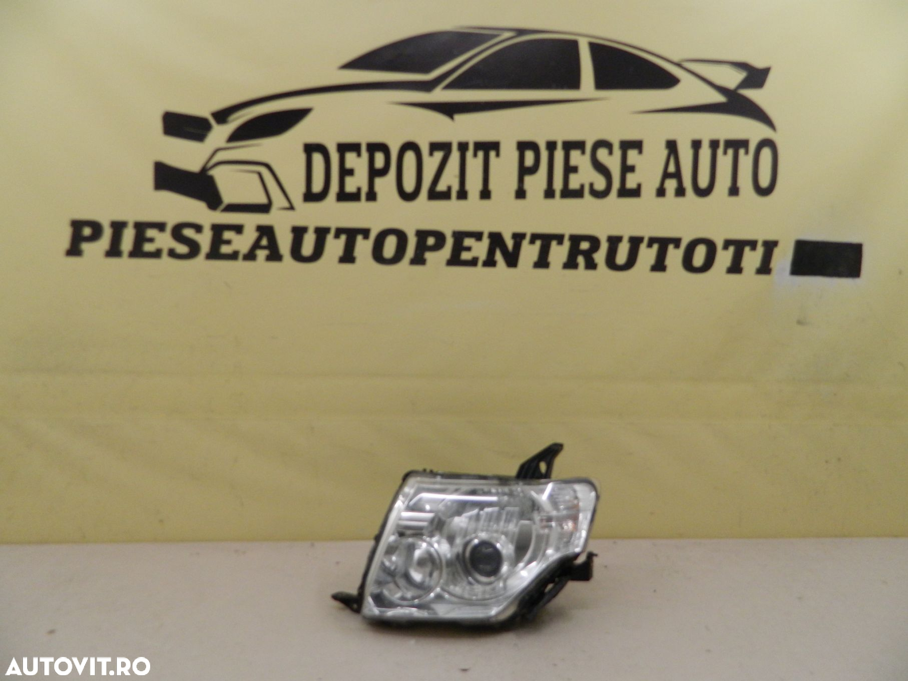 Far Stanga Mitsubishi Pajero Xenon, 2006, 2007, 2008, 2009, 2010, 2011. - 2